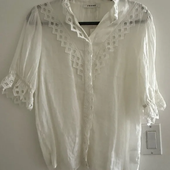 FRAME Elegant Embroidered White Lace Trim Blouse - Picture 9 of 9